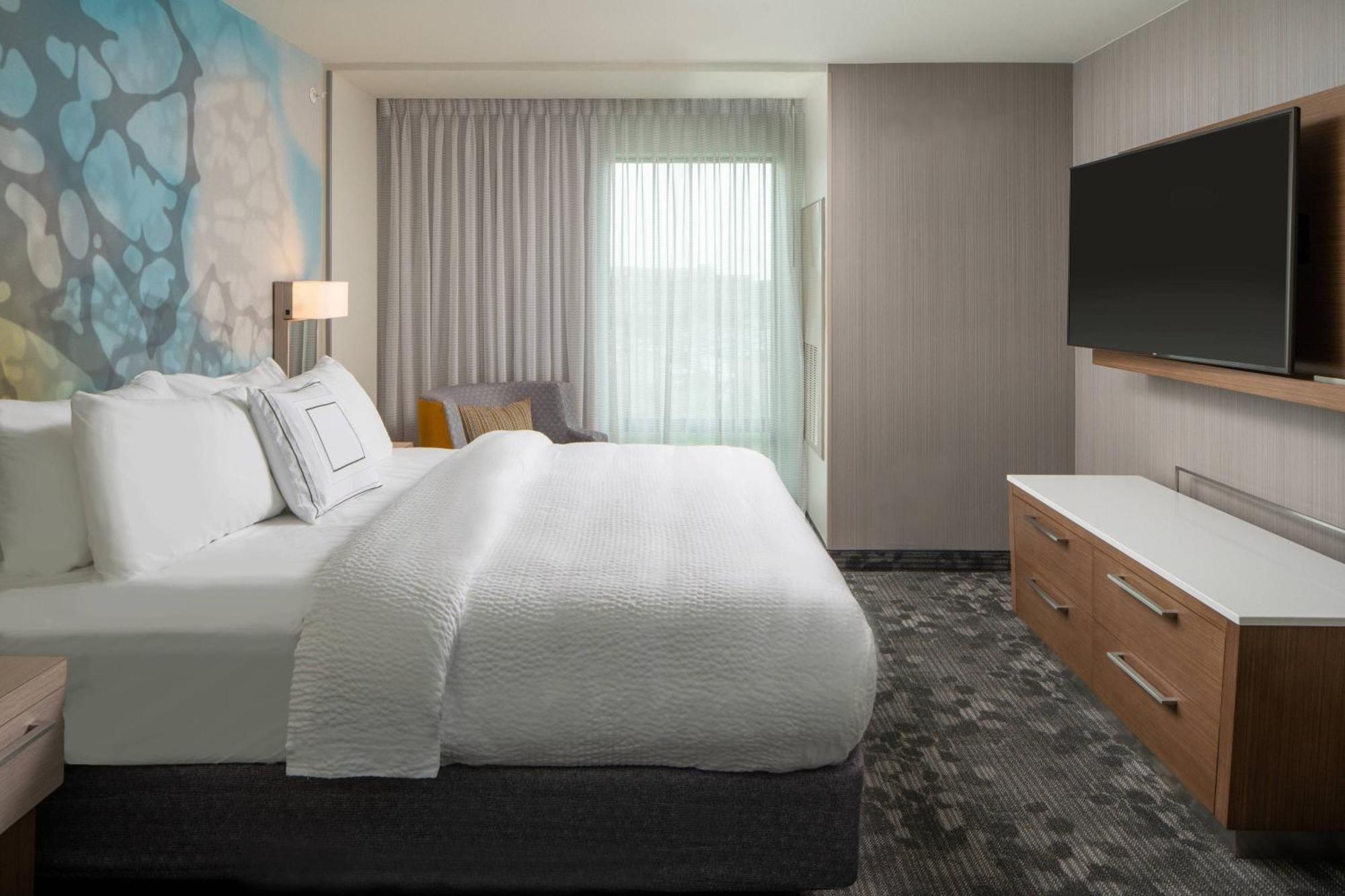 Отель Courtyard By Marriott Lafayette South Экстерьер фото